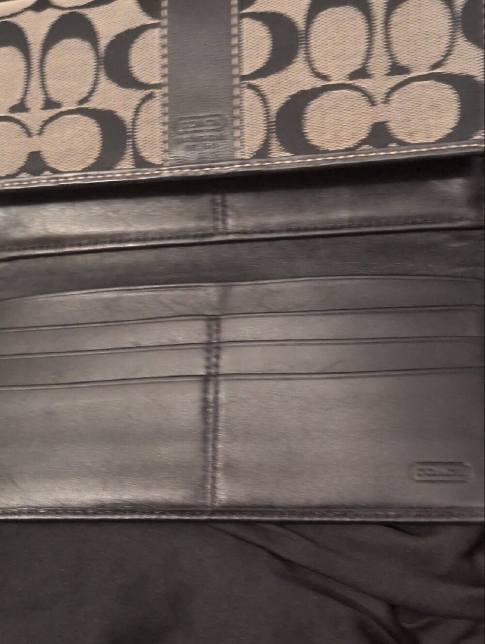 Coach Vintage Black and Tan Signature Continental Wallet - Picture 9 of 16